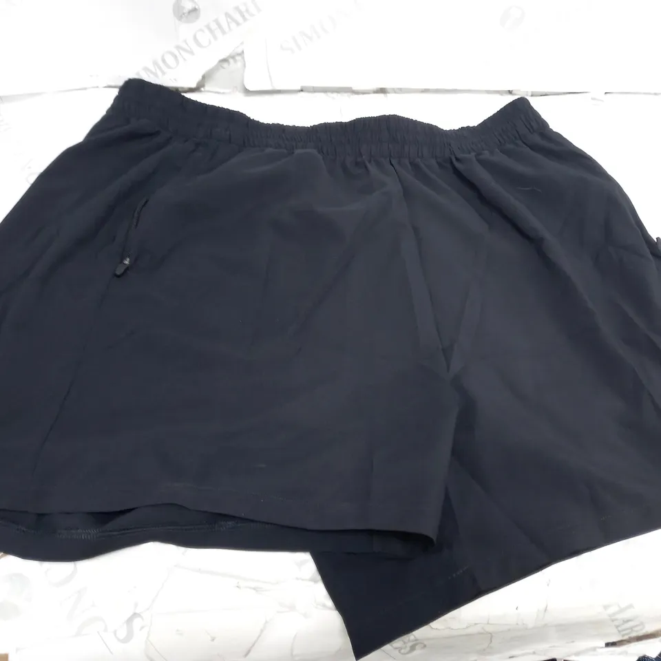 GYMSHARK UNISEX XL SHORTS BLACK 