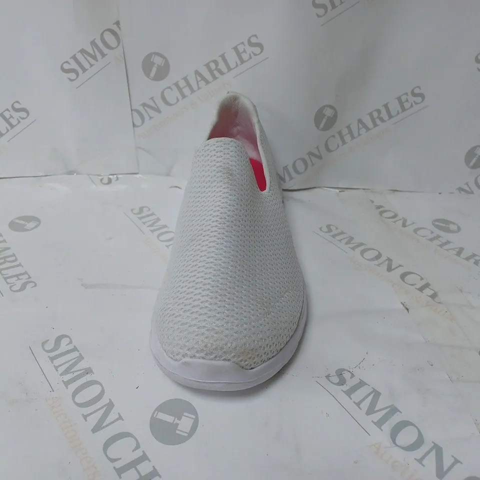 DUNE SIZE 36 METTALIC TRAINERS LACED - BOXED 