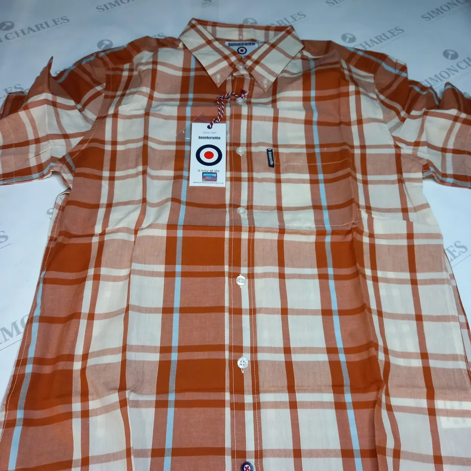 BAGGED LAMBRETTA S/S CHECK SHIRT IN RUST/WHITE - M