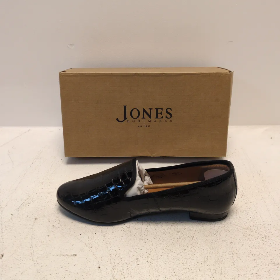 UK 8 JONES BOOTMAKER SOLENE BLACK PATENT CROC SLIP-ON