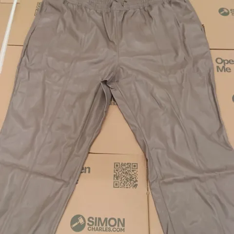 PALLET OF BRAND NEW WOMENS QUALITY DESIGNER CLOTHES APPROXIMATELY 70 TO INCLUDE; PANTS, SWIMSUITS, JACKETS, TOPS ETC