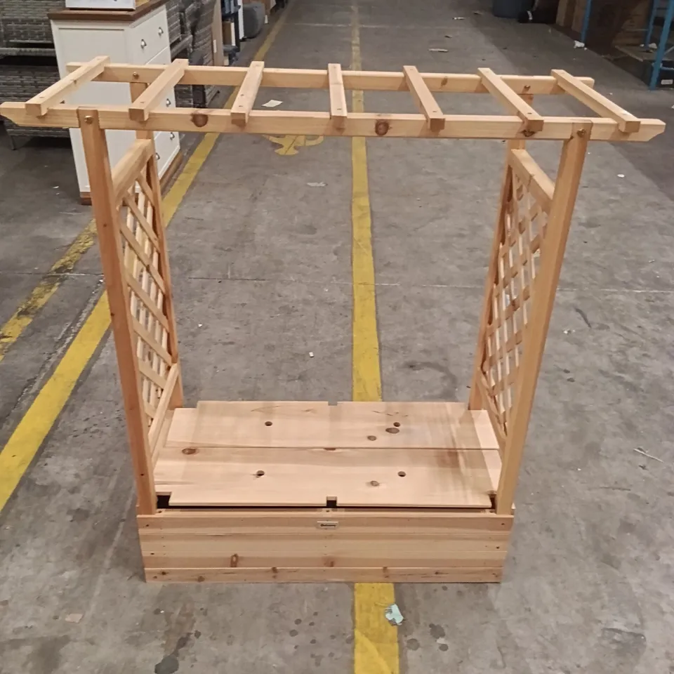WOODEN GARDEN BENCH / POTTING STAND WITH LATTICE SIDES