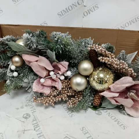 FROSTED ROSE PRE-LIT TEARDROP CHRISTMAS WREATH