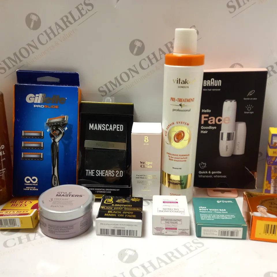 BOX OF APPROX 10 ASSORTED BEAUTY PRODUCTS TO INCLUDE MANSCAPED THE SHEARS 2.0, BYBI MAKEUP REMOVER, BRAUN MINI HAIR REMOVER, ETC