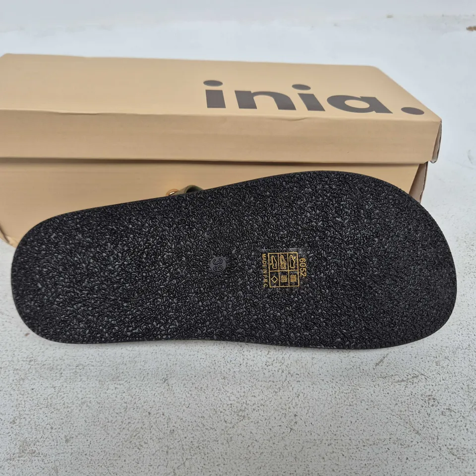 BOXED PAIR OF INIA TARA SANDALS IN GREEN - SIZE 39