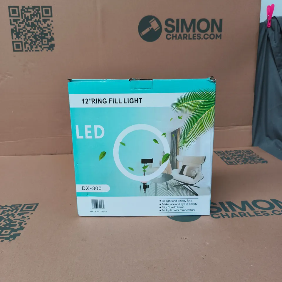 LED 12" RING FILL LIGHT DX 300 BOXED