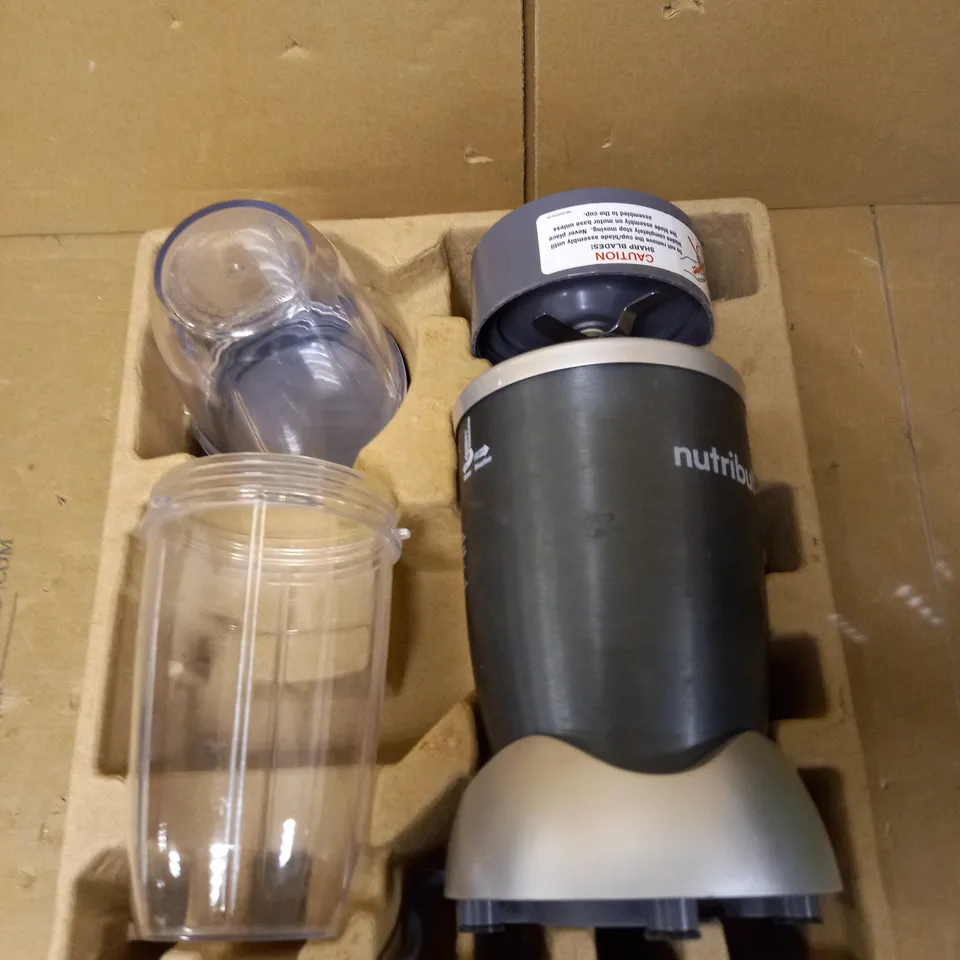 NUTRIBULLET 600 SERIES - NUTRIENT EXTRACTOR HIGH SPEED BLENDER - 600 W - GRAPHITE