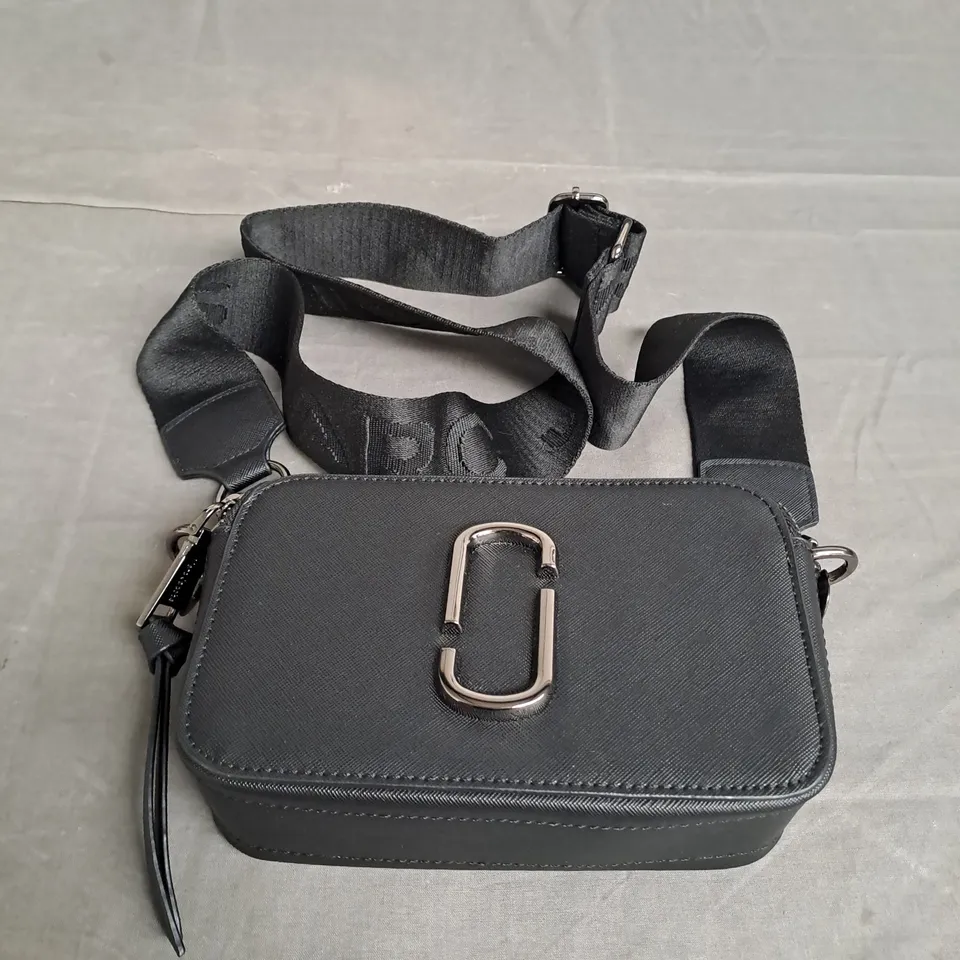 MARC JACOBS THE SNAPSHOT BAG 