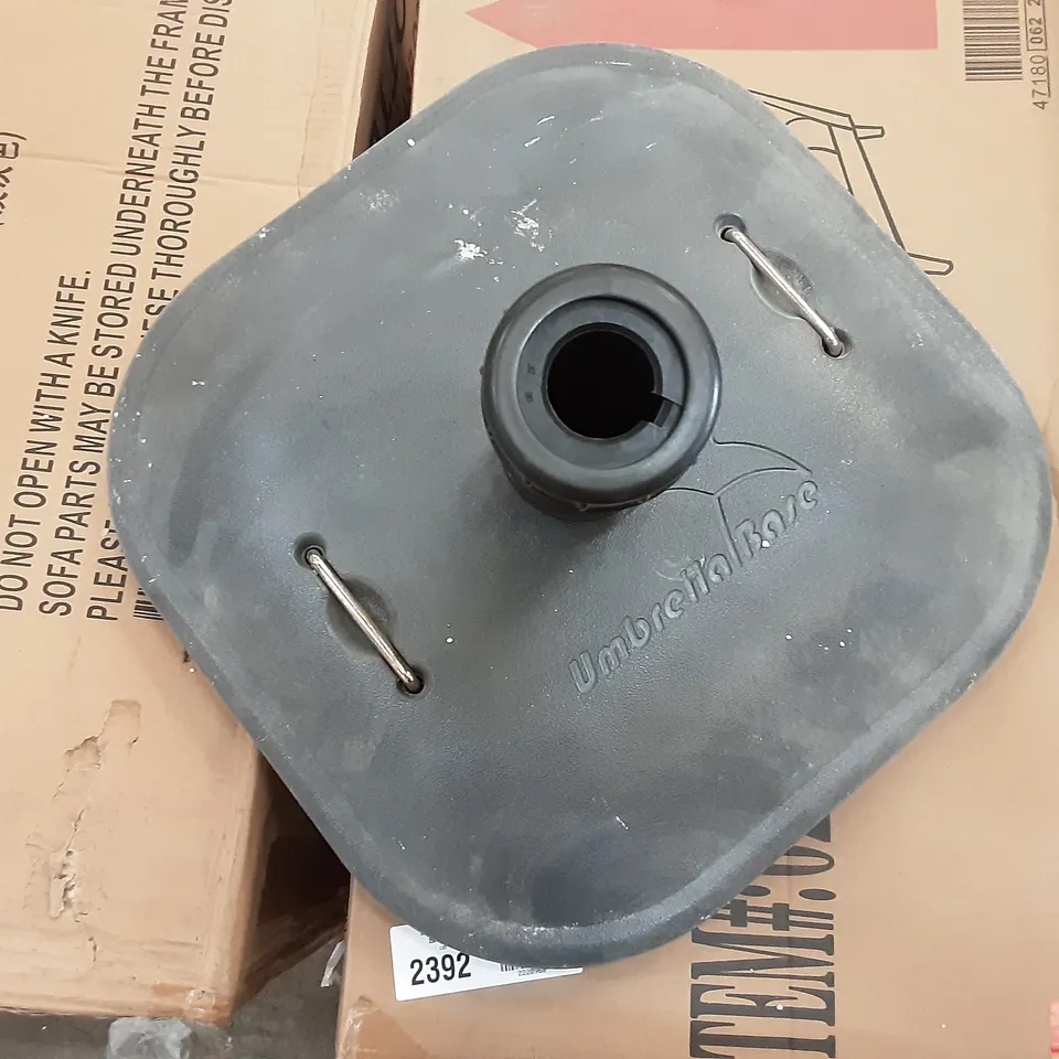 BOXED PARASOL BASE WEIGHT - 25 KG