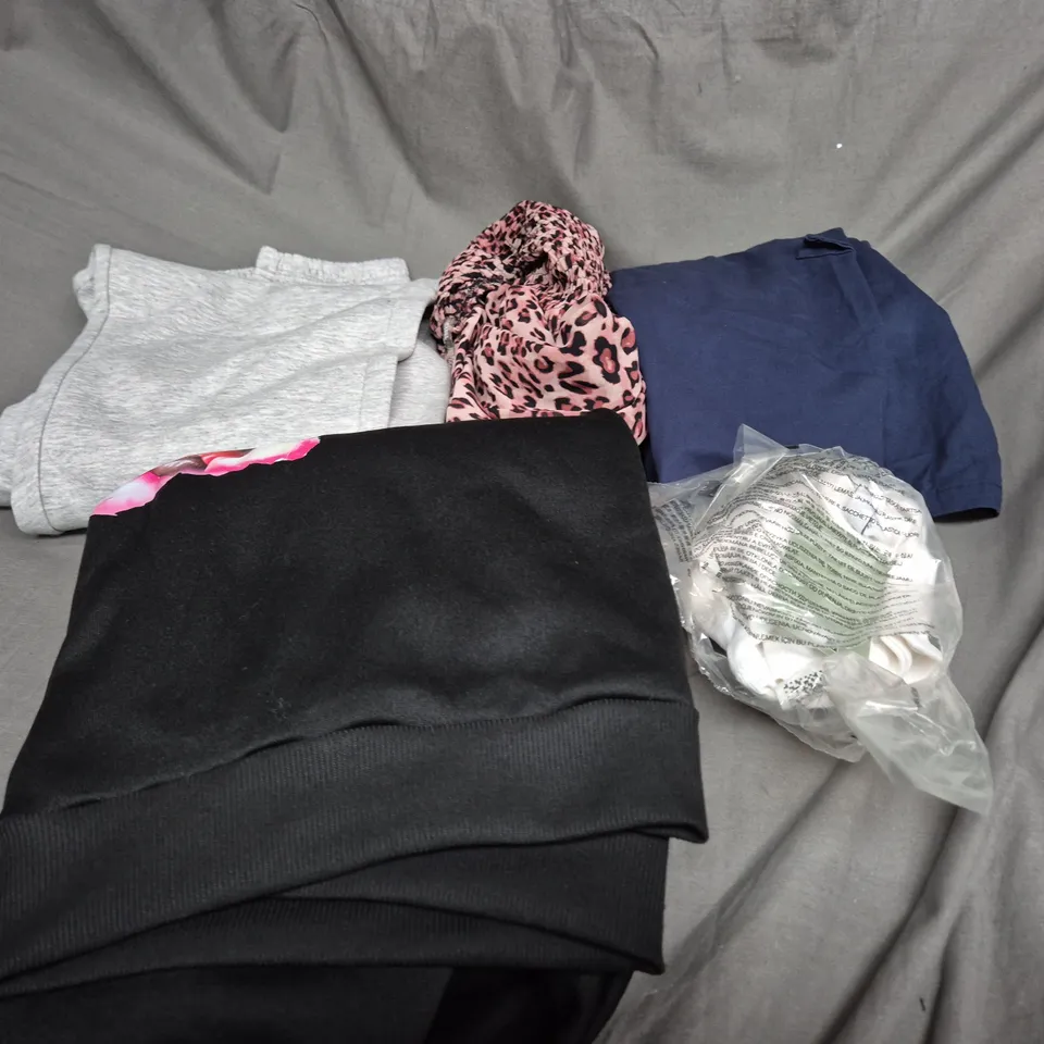 LARGE BOX OF ASSORTED CLOTHING ITEMS IN ASSORTED COLOUR, SIZES AND STYLES