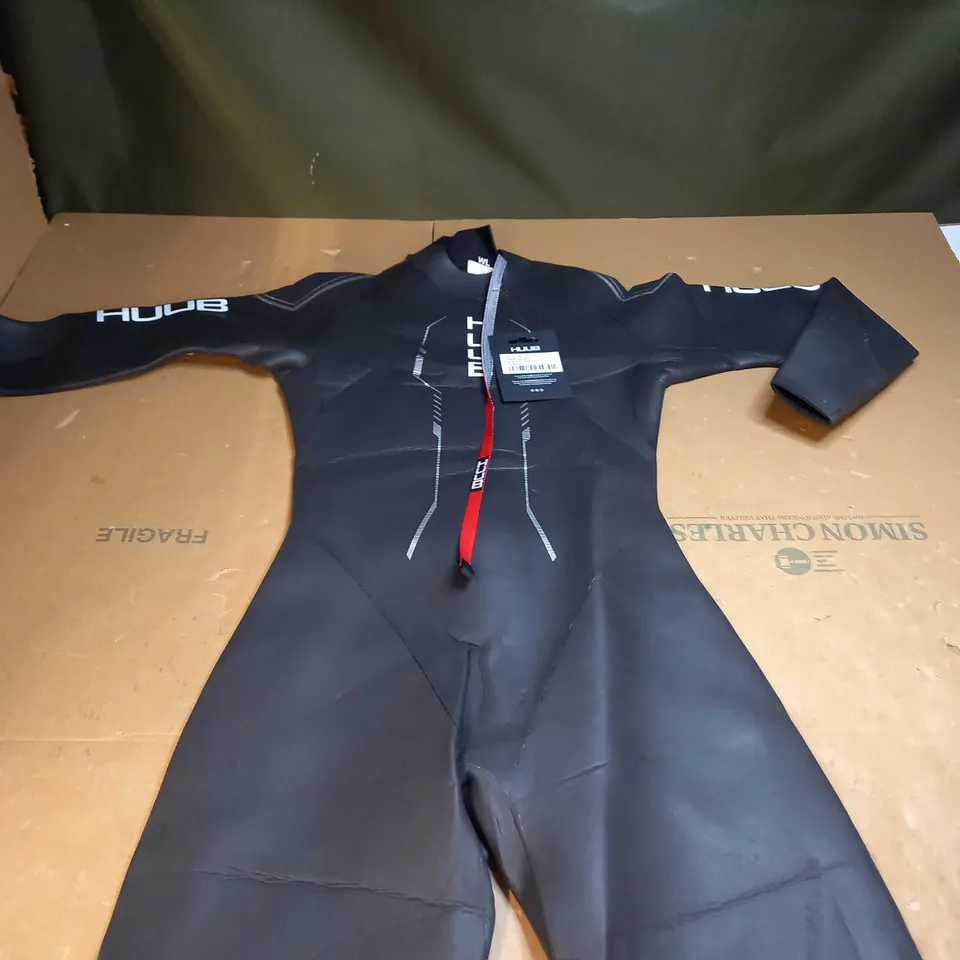 HUUB ALITUS WOMENS DIVING SUIT SIZE WL