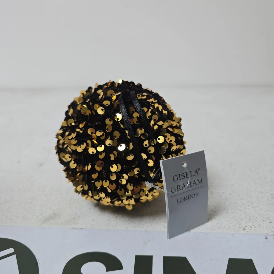 BOXED GISELA GRAHAM BLACK & GOLD SEQUIN BALL - 6 PER BOX