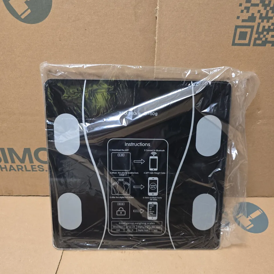 BOXED LIPETY ELECTRONIC PERSONAL SCALE IN BLACK