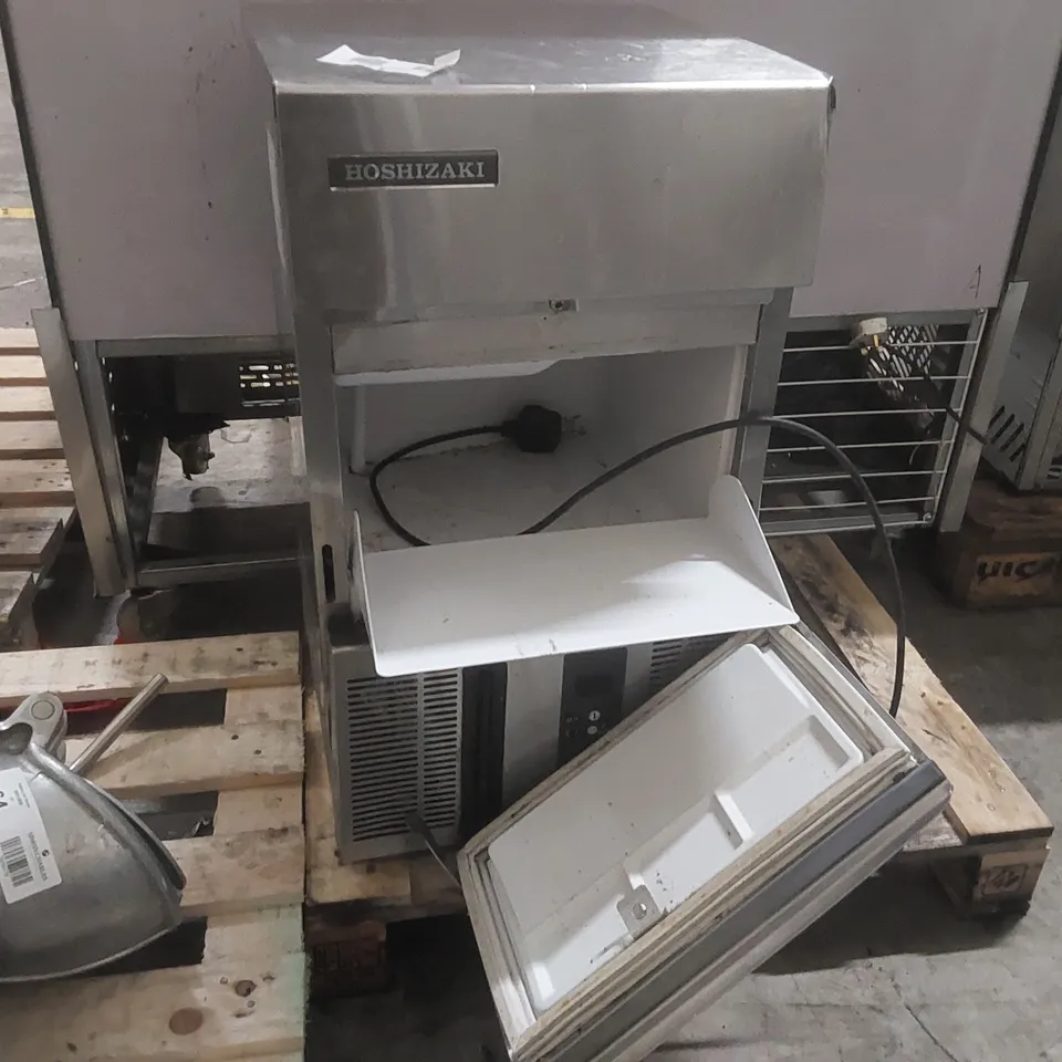 HOSHIZAKI IM-21CNE SELF CONTAINED ICE MACHINE
