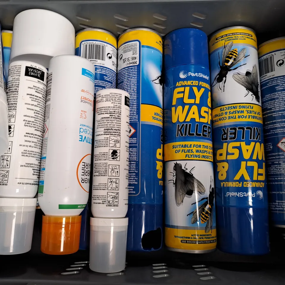 APPROXIMATELY 10 ASSORTED AEROSOL ITEMS IN INCLUDE LOTION SPRAY, FREEZE SPRAY, DEODORANT, ETC - COLLECTION ONLY