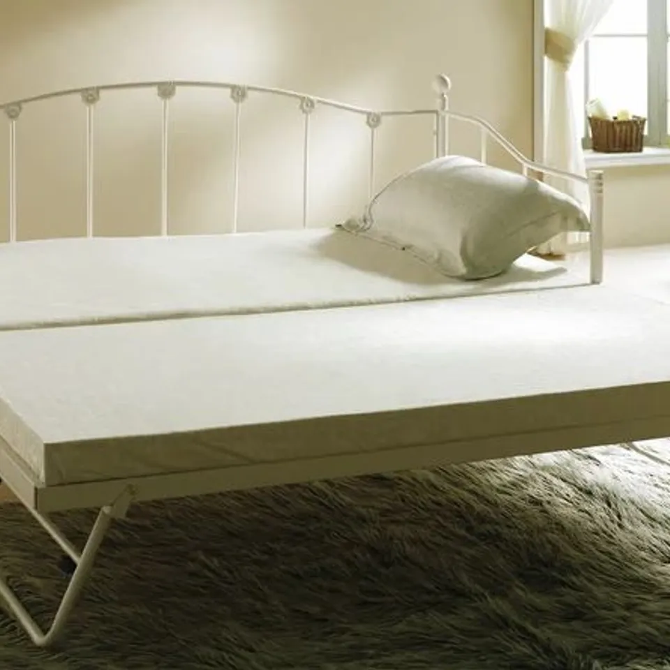 BOXED SMALL SINGLE WOOD DAYBED IVORY