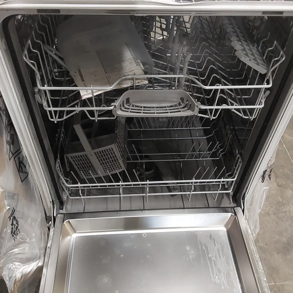 BEKO DIN15X20 FULLY INTEGRATED STANDARD DISHWASHER