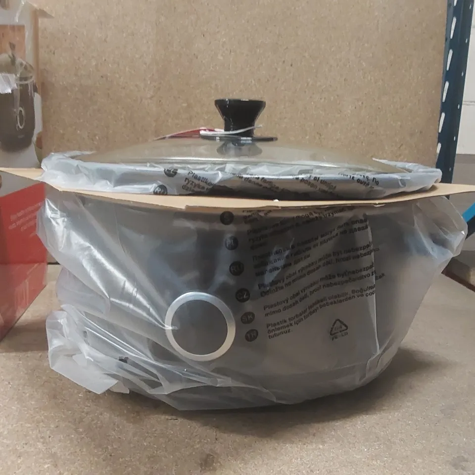 BOXED MORPHY RICHARDS 460012 3.5L SLOW COOKER 