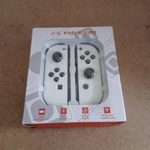 WIRELESS GAME CONTROLLERS (L/R) – BOXED PAIR