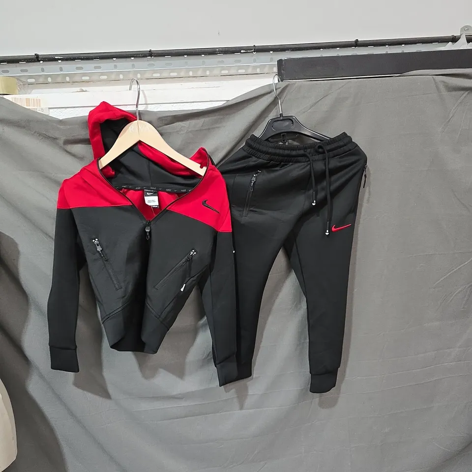 NIKE KIDS TRACKSUIT SET – BLACK/RED, JACKET & JOGGERS, UK 8-9 (128 CM)