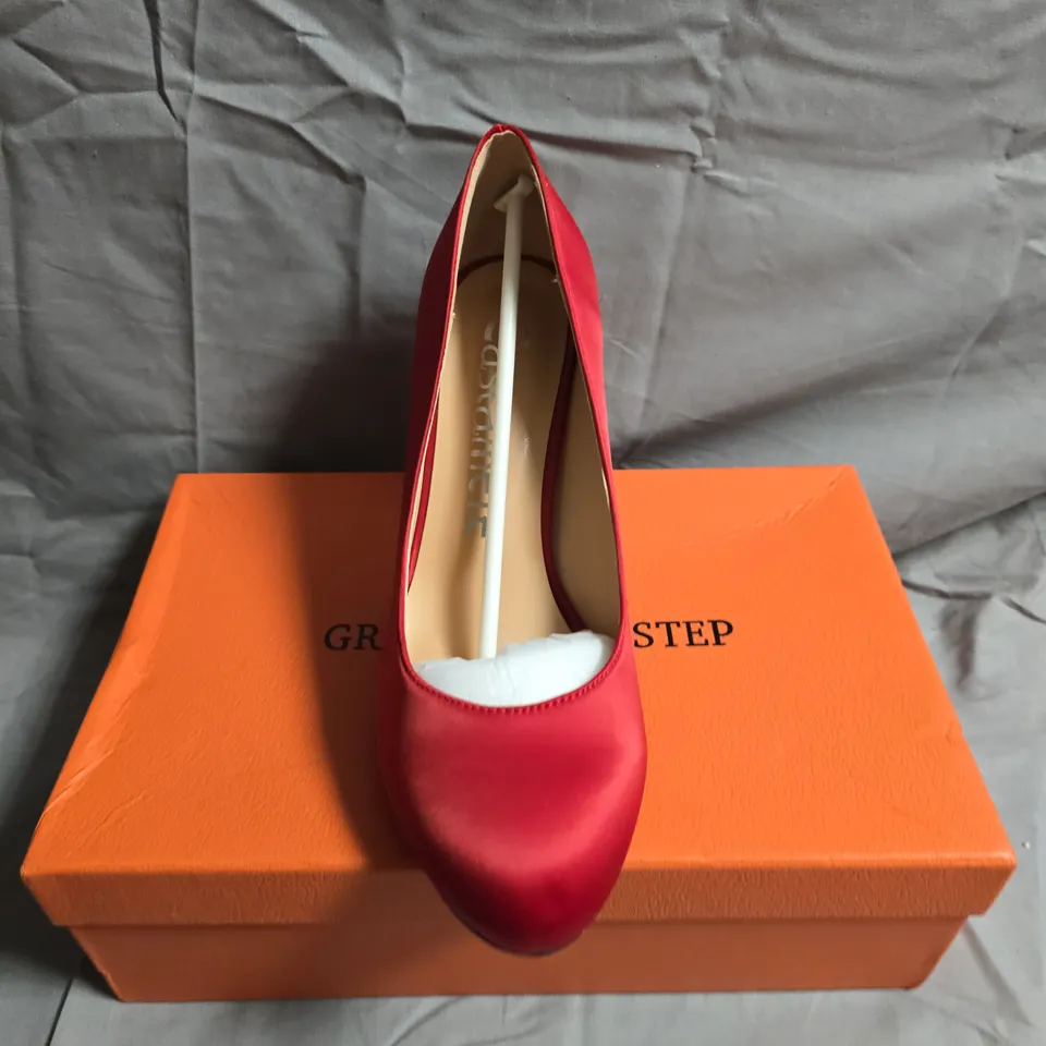 BOXED PAIR OF GRACE EVERY STEP HIGH HEEL SHOES - UK SIZE 39.5