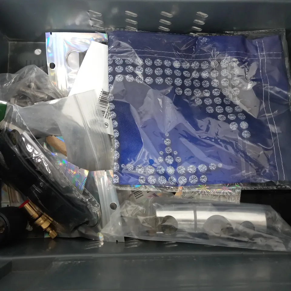 BOX OF APPROXIMATELY 20 ASSORTED HOUSEHOLD ITEMS TO INCLUDE AFA DEBURRING TOOL, CAPPUCCINO MAKER, FOOT TRAINING SYSTEM, ETC