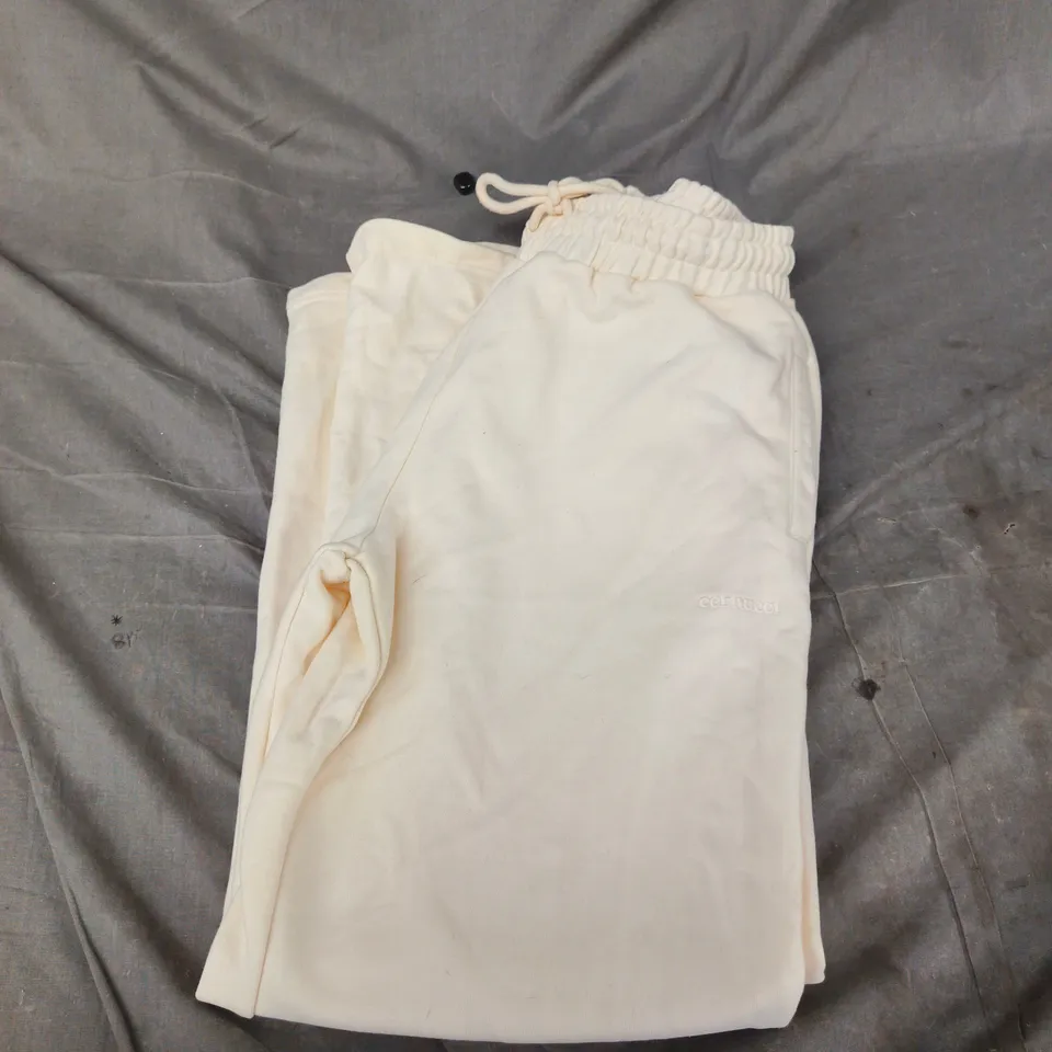 CERNUCCI - CREAM WOMENS TRACKSUIT BOTTOM ELASTICATED WAIST AND BACK POCKETS