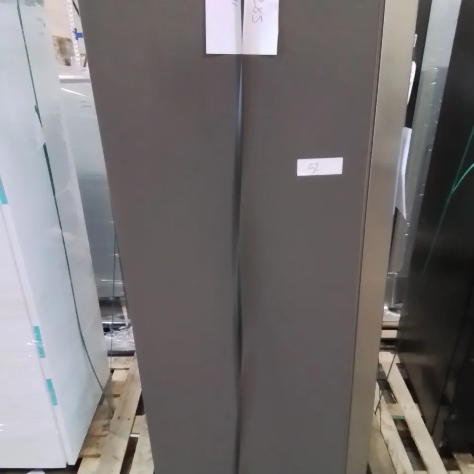 HISENSE FREESTANDING AMERICAN FRIDGE 578L SILVER - UNPROCESSED RAW RETURN