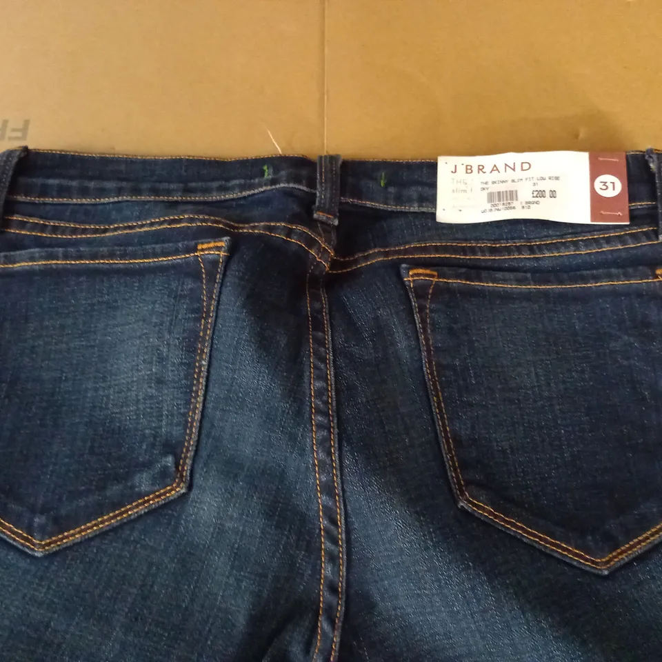 BRAND NEW J BRAND THE SKINNY SLIM FIT LOW RISE JEANS - 31