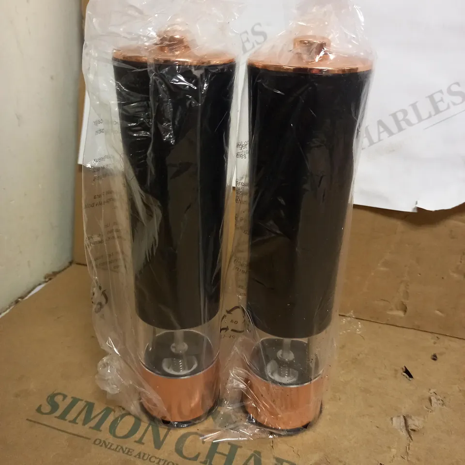 TOWER ELECTRIC SALT AND PEPPER MILL