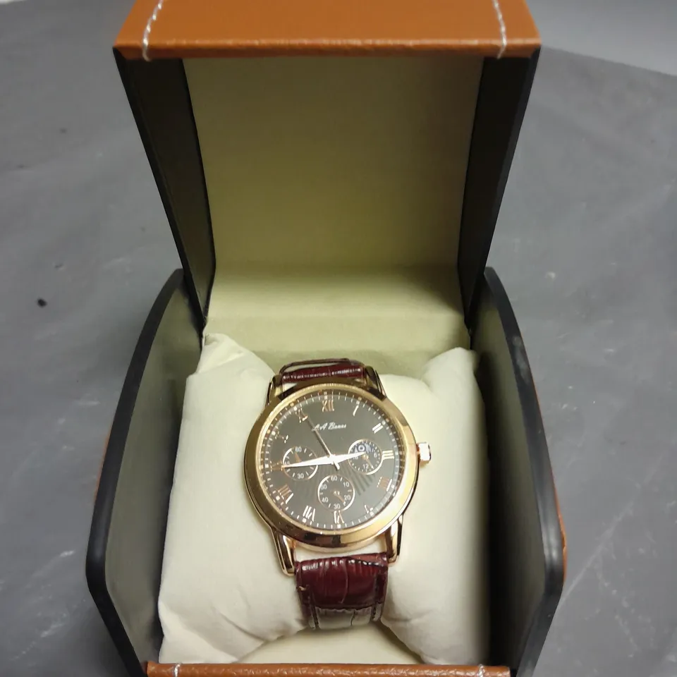 MENS LA BANUS WATCH WITH GOLD COLOUR CASE AND LEATHER STRAP