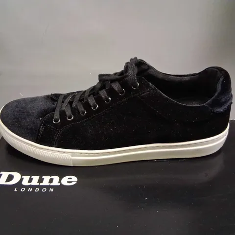 BOXED DUNE BLACK VELVET CUPSOLE SIZE 10