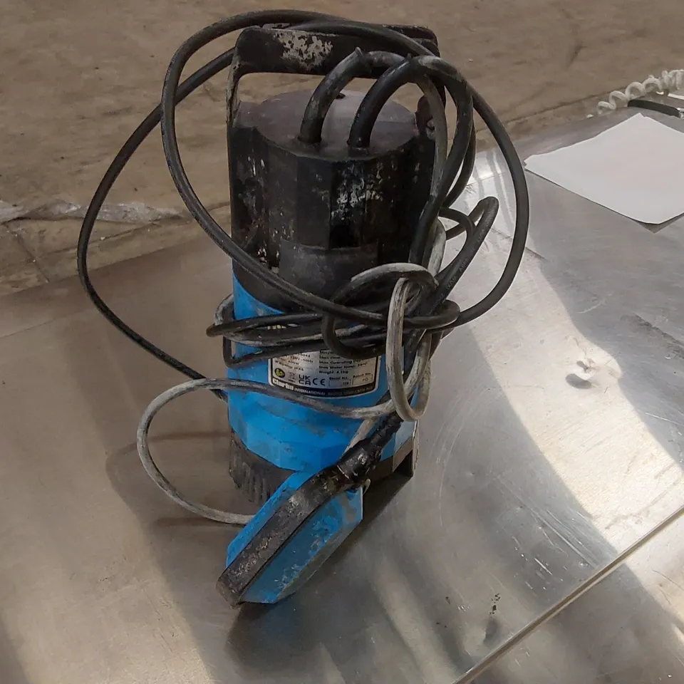 CLARKE PSV3A 1½" 400W 133LPM 8M HEAD DIRTY WATER SUBMERSIBLE PUMP WITH FLOAT SWITCH (230V)