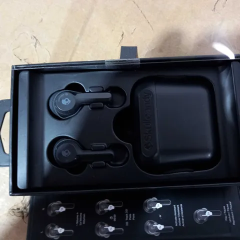 SKULLCANDY INDY TRUE WIRELESS EARBUDS - BLACK