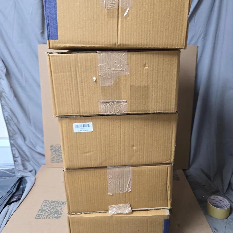 5X RATTAN STYLE PLATTER / CAKE STANDS 