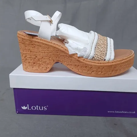 BOXED LOTUS CHELSIA SANDALS IN WHITE - UK 7