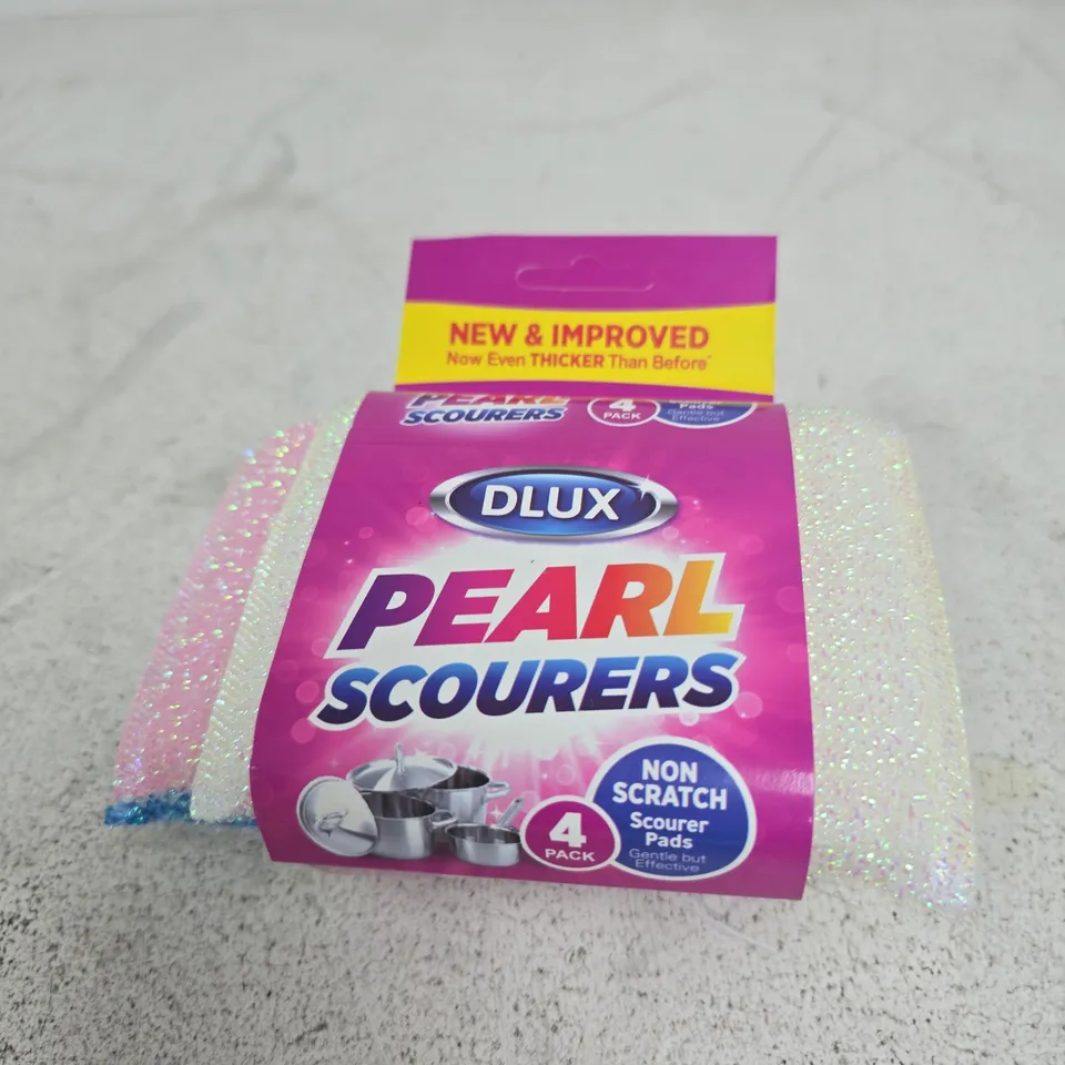 APPROXIMATELY 20 ASSORTED HOUSEHOLD ITEMS INCLUDING DLUX PEARL SCOURERS AND LOCK CYLINDER LUBE POWDER