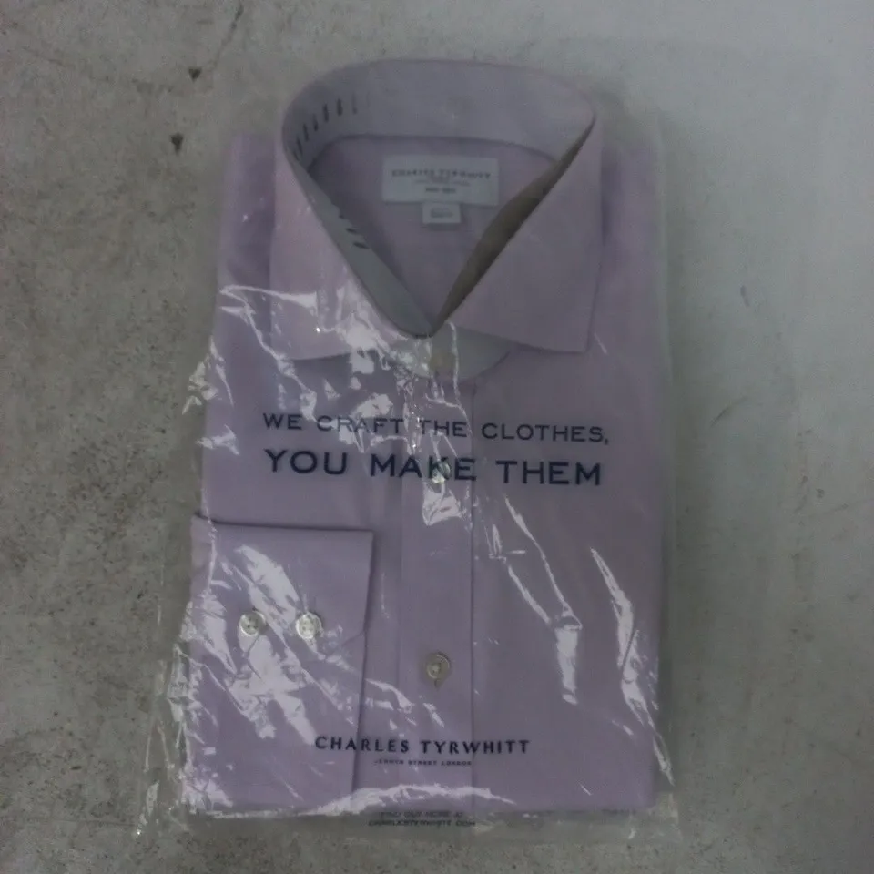 BAGGED CHARLES TYRWHITT NON-IRON SLIM FIT SHIRT IN LILAC SIZE 16.5/34"