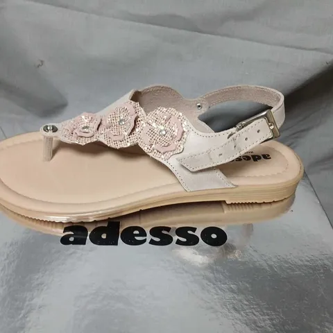 ADESSO ROSE GOLD FLOWER-EMBELLISHED SANDALS – WOMEN'S, UK 7 (EU 40)