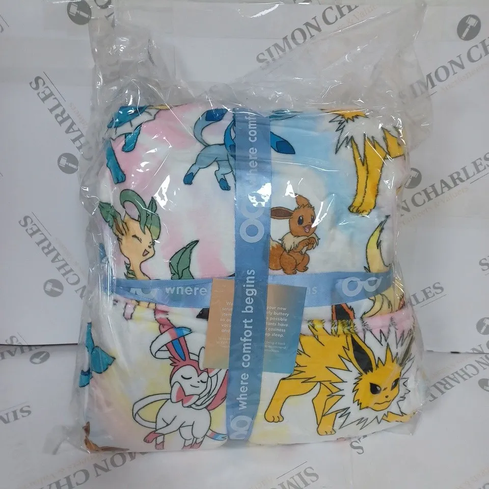 OODIE OVERSIZED WEARABLE BLANKET - POKEMON