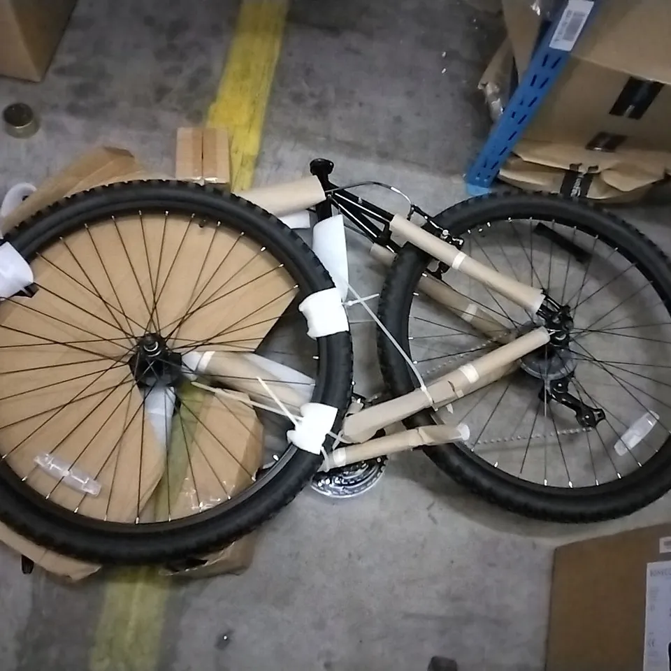BOXED MUDDYFOX ANARCHY 100 MENS MOUNTAIN BIKE 
