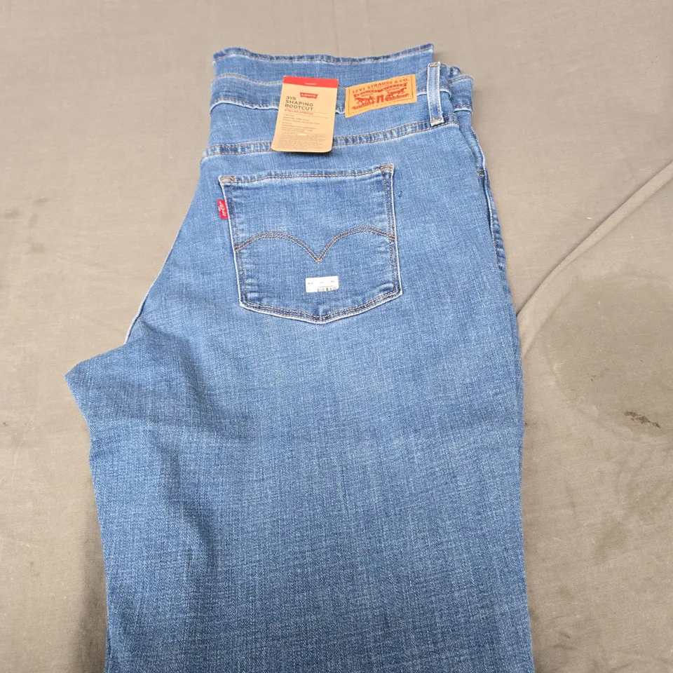 LEVIS STRAUSS 315 SHAPING BOOTCUT JEANS SIZE W33