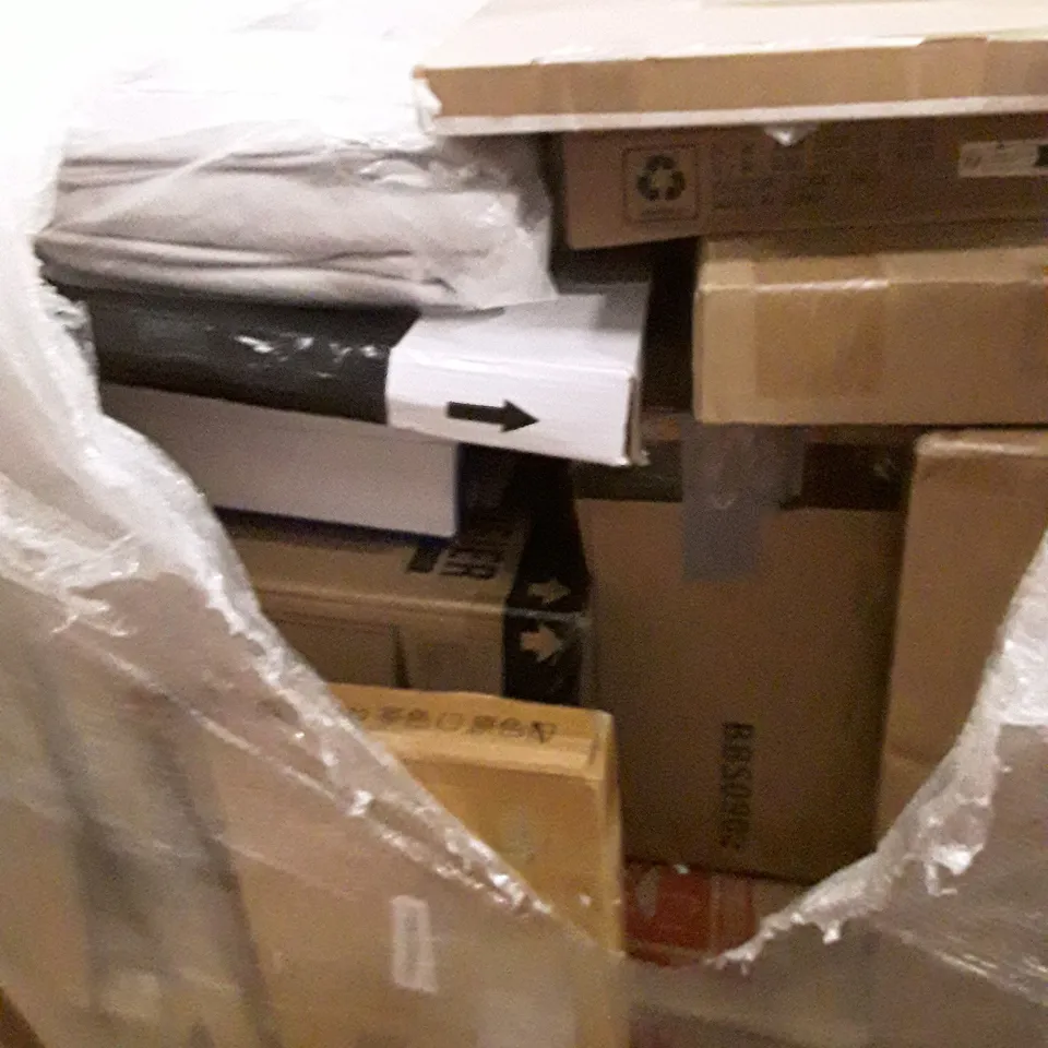 PALLET OF ASSORTED PRODUCTS INCLUDING TOILET SEAT, MAGNETIC WHITEBOARD, DOOR MAT, BATHROOM MIRROR, FOLDING TABLE