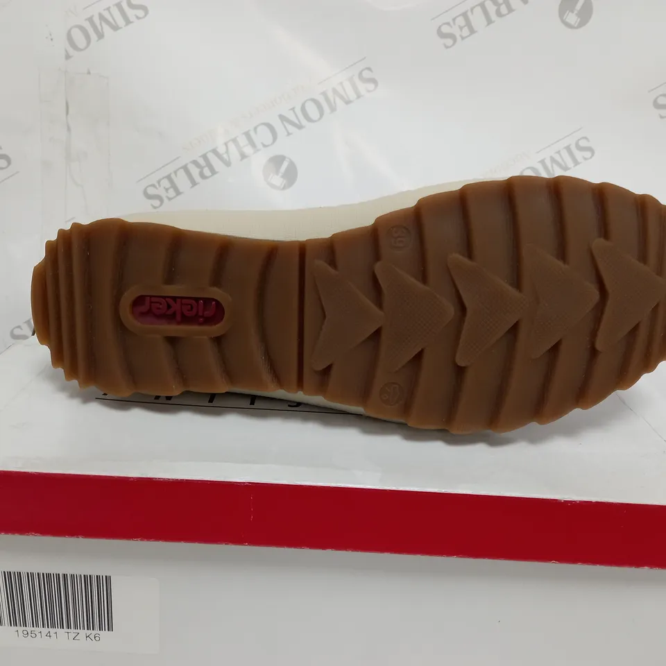 BOXED RIEKER CHELSEA BOOTS, TAN - SIZE 6