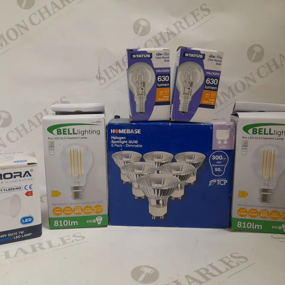 BOX OF APPROX 20 BULBS IN ASSORTED SHAPES AND SIZES	
