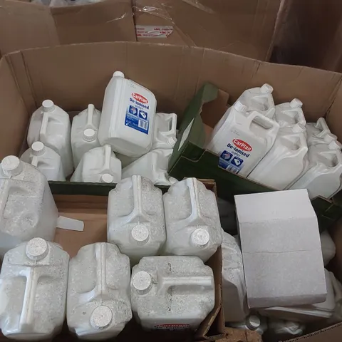 PALLET CONTAINING A LARGE QUANTITY OF CARPLAN DE-IONISED WATER 
