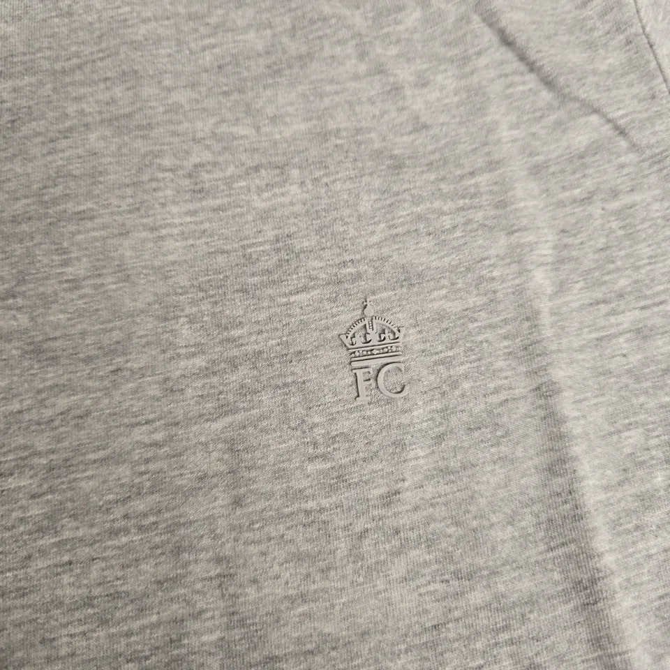 FRENCH CONNECTION GREY T-SHIRT, SIZE S