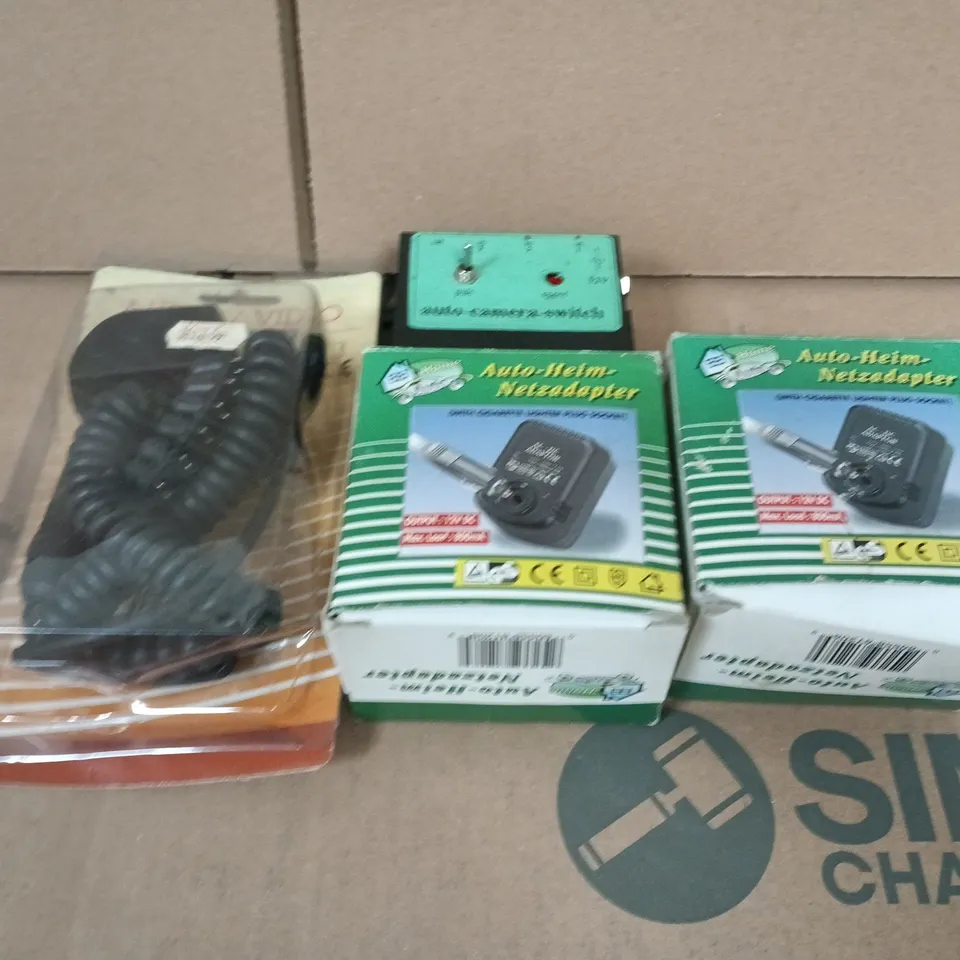 BOX OF ASSORTED ELECTRICAL ITEMS TO INCLUDE CAMERA SWITCH, AUDIO AND VIDEO ACCESSORY AND HOME ADAPTOR 