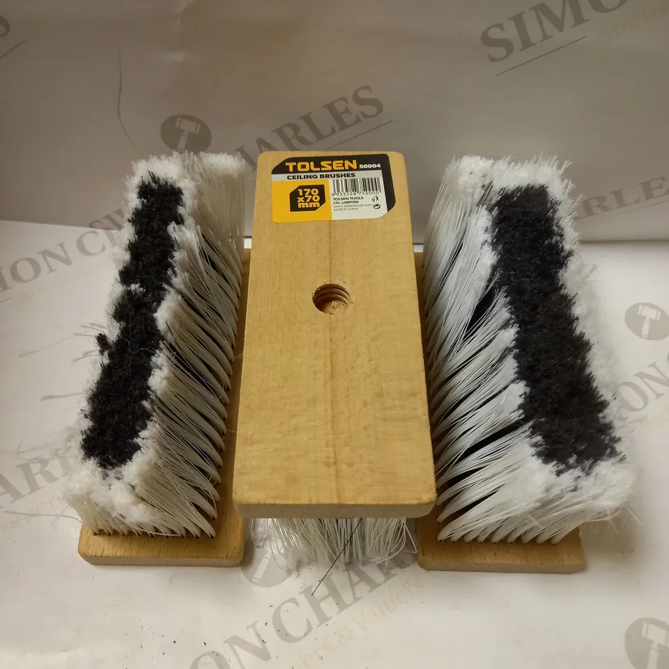 LOT OF APPROX 12 TOLSEN CEILING BRUSHES 
