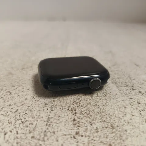 APPLE WATCH SERIES 7 A2474